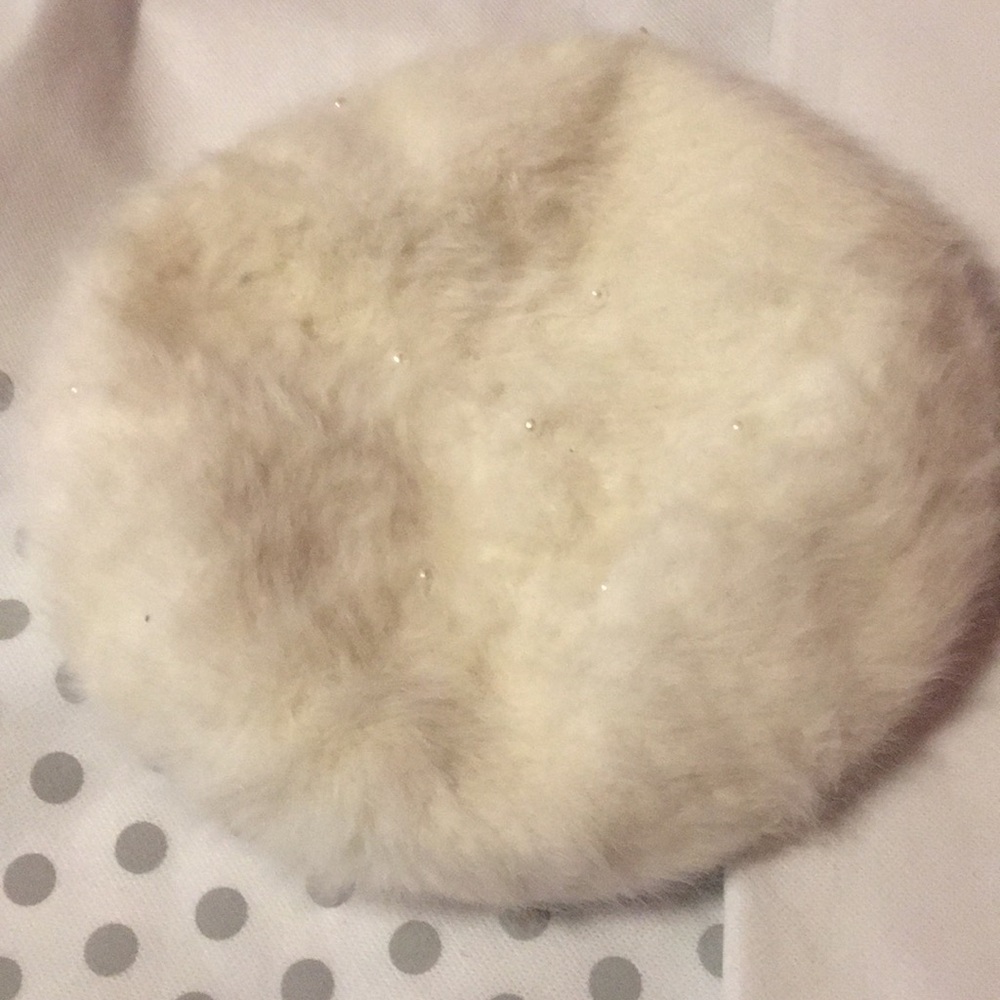 Faux Fur White Beret